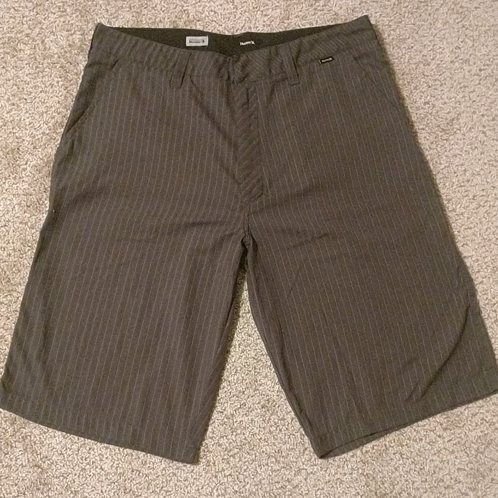 Hurley shorts 32
